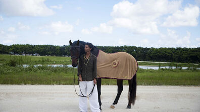 Cultured Applauds Dominique Knowles’ Exhibition Honoring an Equine Companion