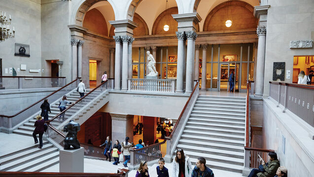 An image of the staircase in the Art Institute of Chicago.