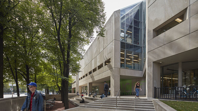 Exterior shot of the SAIC 280 Building.