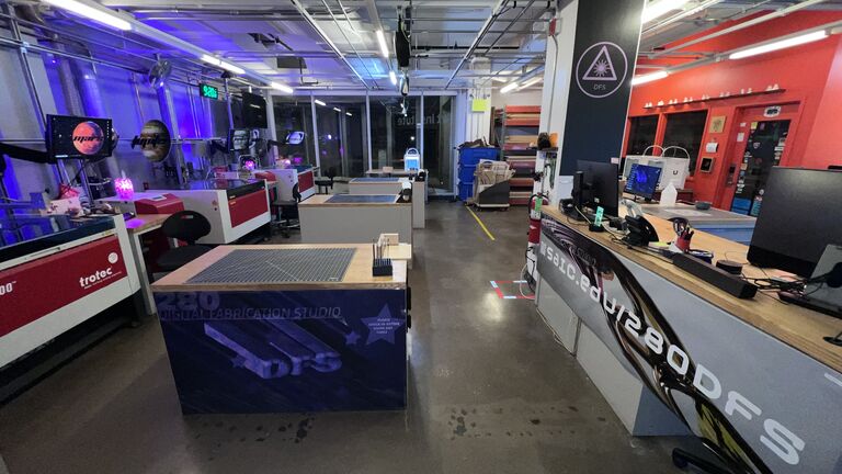 An image of the 280 Digital Fabrication Studio at SAIC.