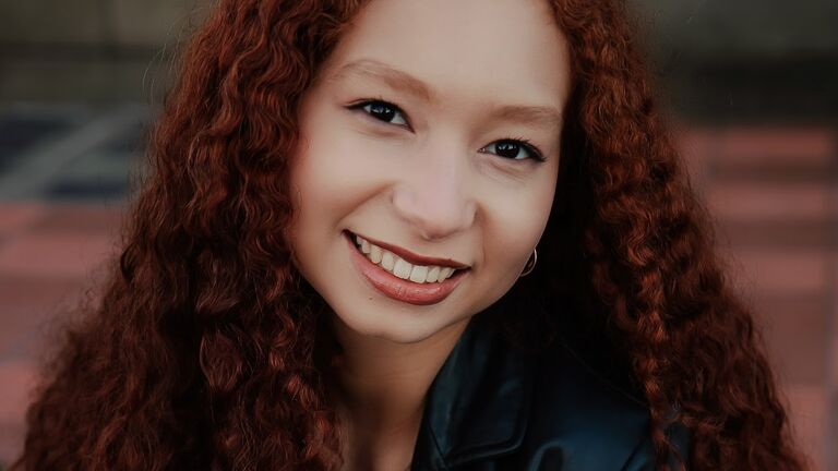Annikah Godard Headshot