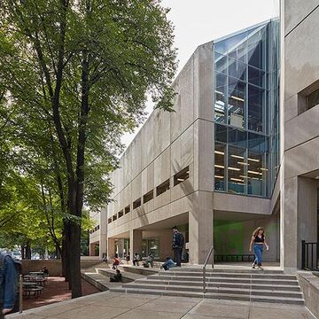 An exterior shot of the School of the Art Institute campus.