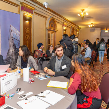 Students gathered in the MacLean ballroom during SAIC’s internship and career expo.