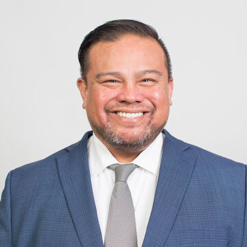 Lawrence Rodriguez headshot.