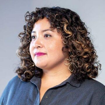 Yesenia Bello headshot
