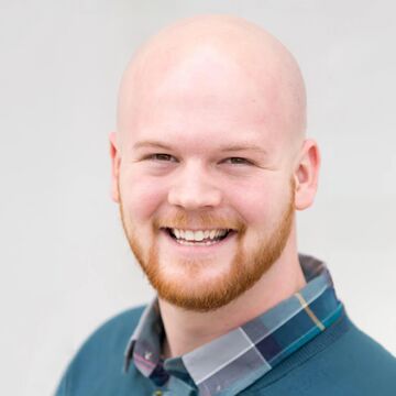 A person's professional headshot
