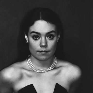 A headshot of SAIC photography student Berkley Reddick