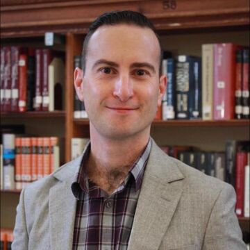 Matthew Roberts, Director of the Center for Teaching & Learning.