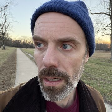 Selfie of Stephen Williams, an adult person with a fair skintone.