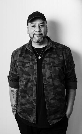 Jeffrey Gibson (BFA 1995) Jeffrey Gibson (BFA 1995)